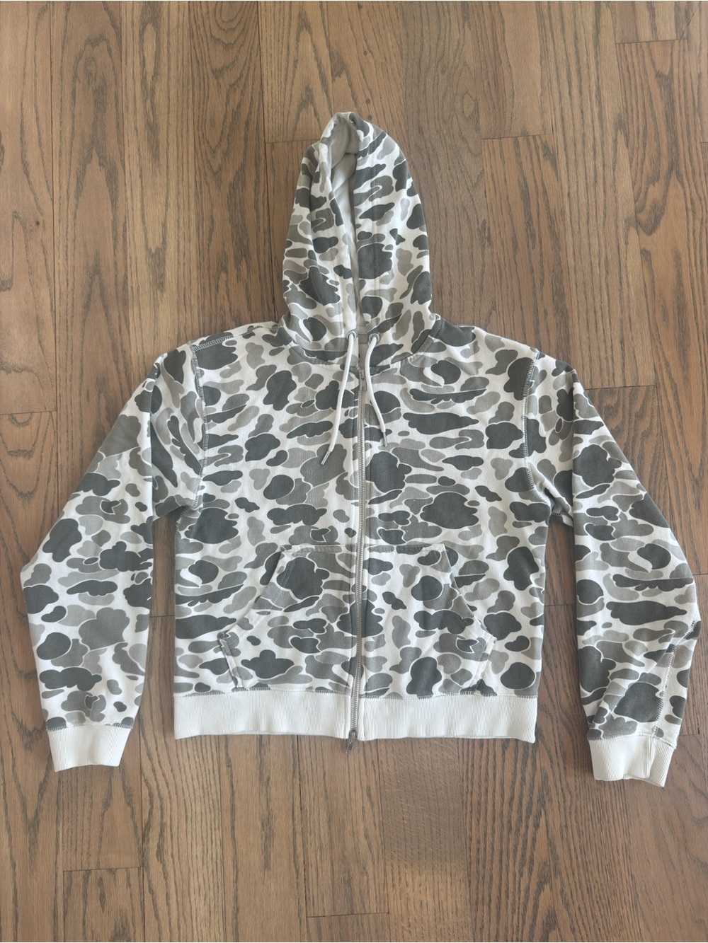 BDG Light Gray & White Camo Zip Hoodie - Small